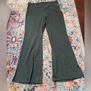 Lululemon Groove high rise split-hem pants